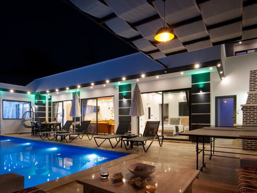  gece  -  Kasım
  | Kalkan Akbel Muhafazakar Villa (4 Kişilik, Doğa İçinde, Isıtmalı Havuz Seçenekli)